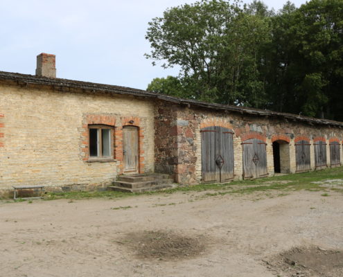 Tallmeistri maja sisehoovi poole