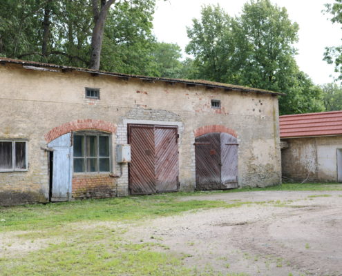 Puidutöökoja ümberehitatud ukseavad